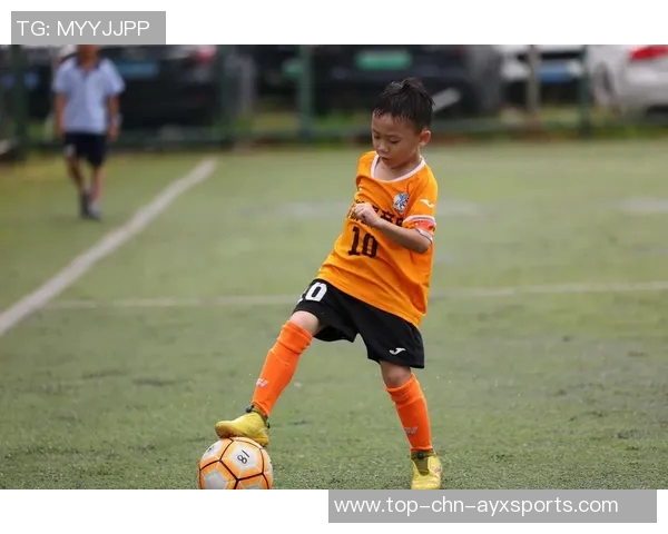 小粉丝如何通过足球明星的影响力实现梦想与成长